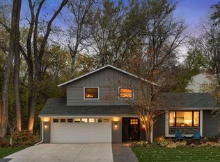 5204 W 60th St, Minneapolis, MN 55436