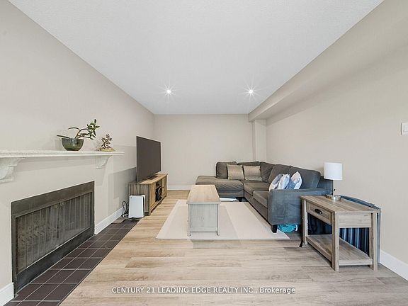 5th image of 416 Scottsdale Dr