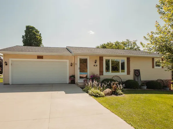 406 S Elm St, Campbellsport, WI 53010