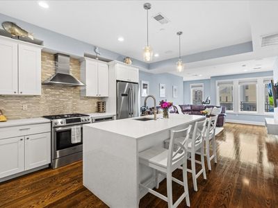 275 Old Colony Ave #5, South Boston, MA, 02127