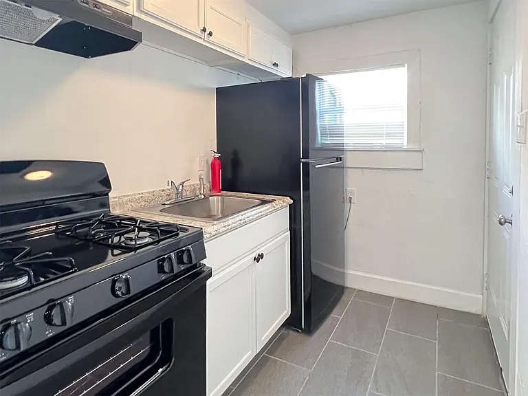 11 Norwood St #4 — Photo 8