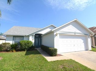 213 Lake Shore Pkwy, Davenport, FL 33896