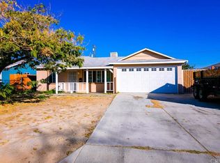 215 E Avenue P1, Palmdale, CA 93550