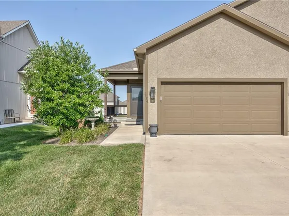 1326 N 159th St, Basehor, KS 66007
