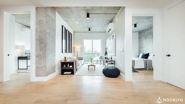 Rented by Nooklyn NYC LLC | media 100