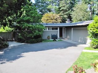 16222 NE 24th St, Bellevue, WA 98008
