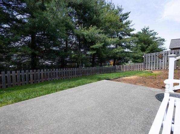 3200 Renee Dr, Evansville, IN 47711