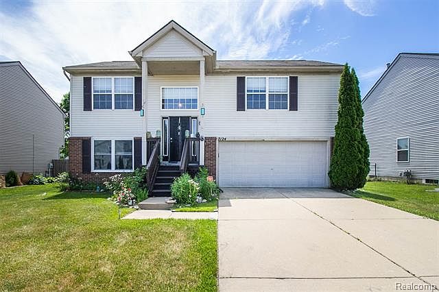 1st image of 7124 Glacier Pointe Dr