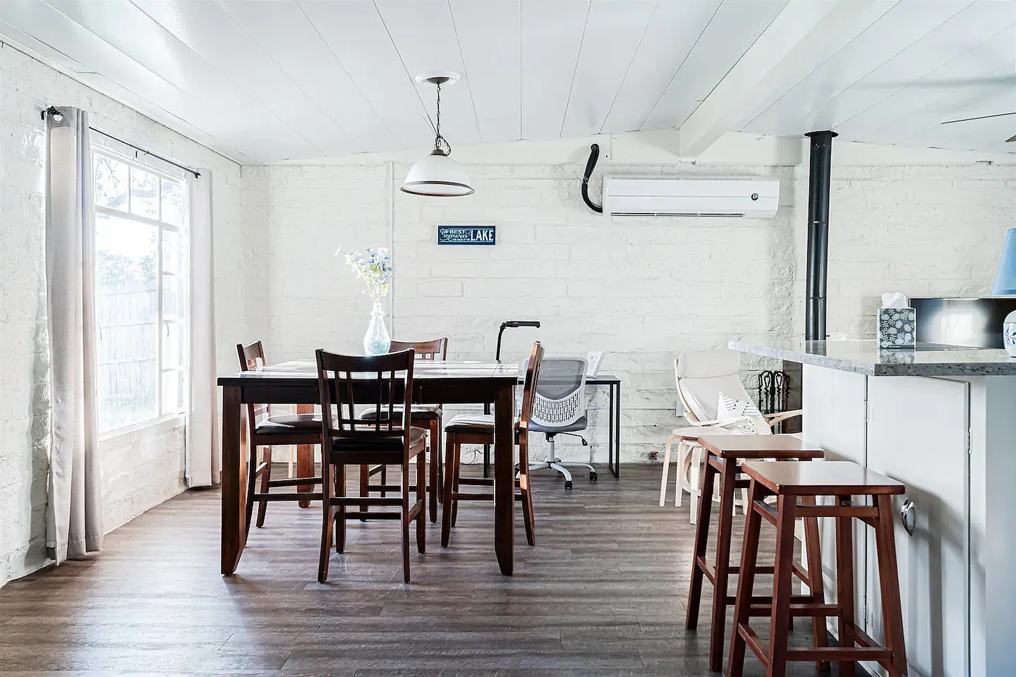 1 bed, 700 sqft, $2,999 — Photo 4
