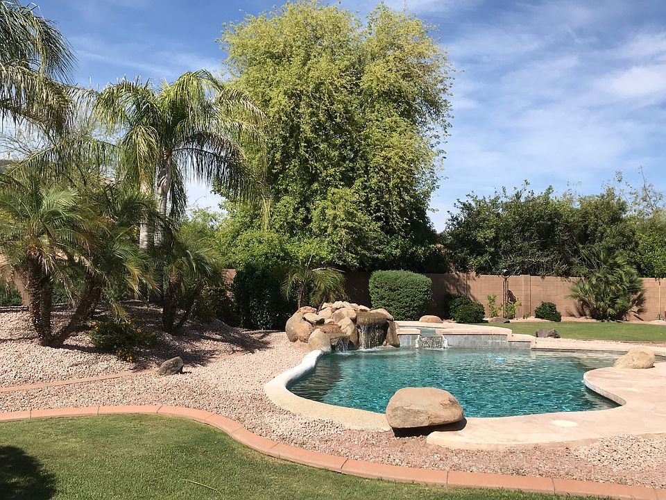 1st image of 726 E Coconino Dr