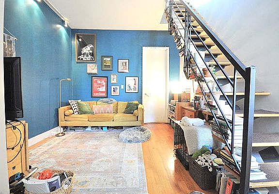 2nd image of 263 Clifton Pl APT 4R