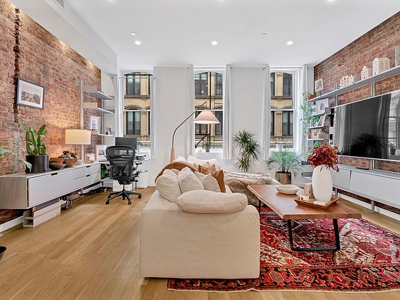 4th image of 91 Grand St APT 2