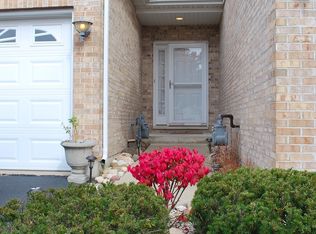 2115 Autumn Ln, Dekalb, IL 60115