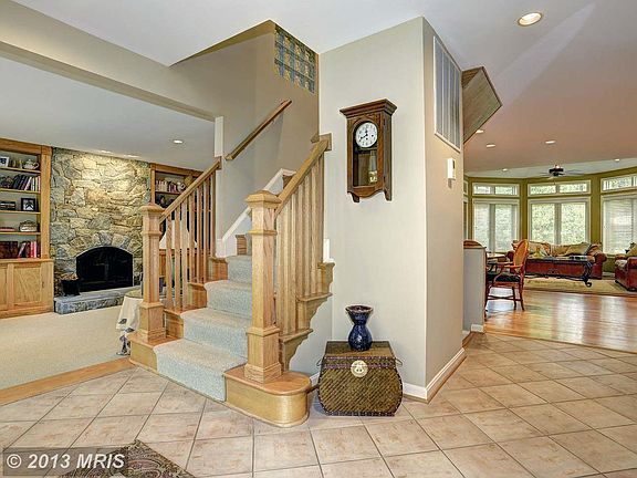 3rd image of 11317 Willowbrook Dr