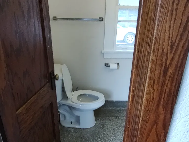35 Calhoun St #D — Photo 10