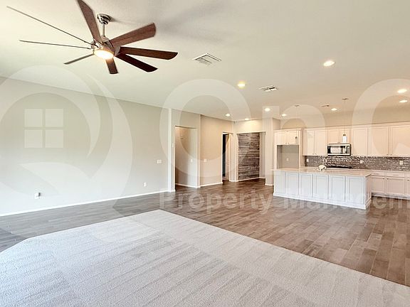 4th image of 22701 E Avenida Del Valle