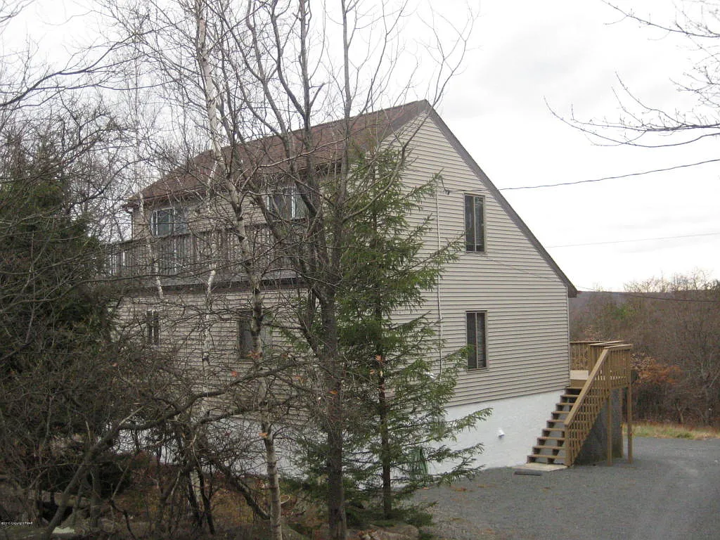 193 Dogwood Ter photo 1