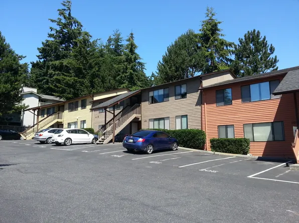 690 NW Atalanta Way, Oak Harbor, WA