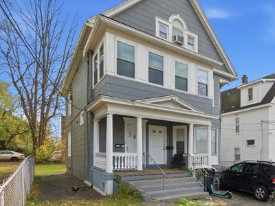 4 Deerfield Avenue, Hartford, CT, 06112
