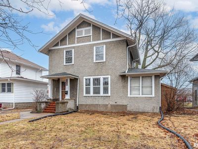 1219 Pershing Blvd, Clinton, IA, 52732