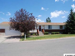 128 Hopi Ct, Evanston, WY 82930