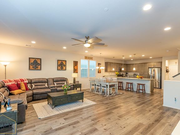 3rd image of 40130 Calle Real