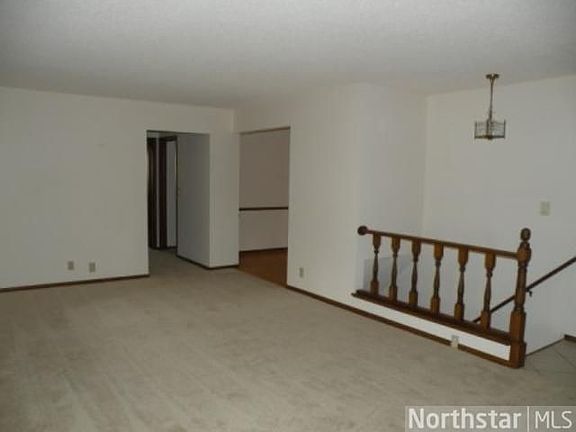 3rd image of 7848 Noble Ave N
