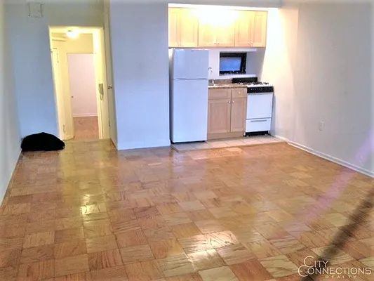 Rented by City Connections Realty | media 11