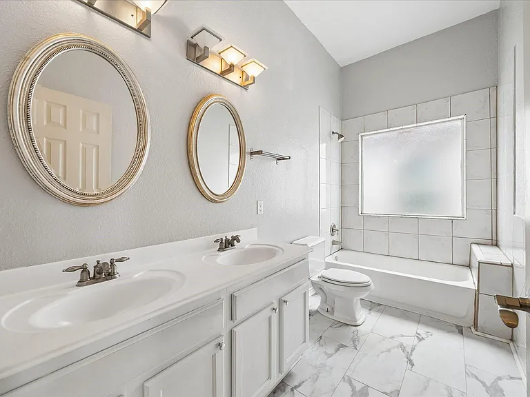 5027 Creekmont Dr — Photo 15