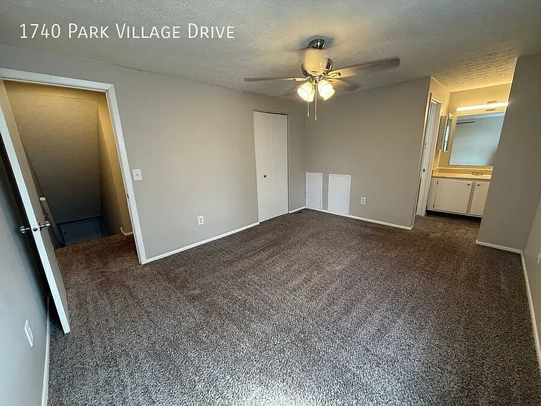 1740 Park Village Dr — Photo 11