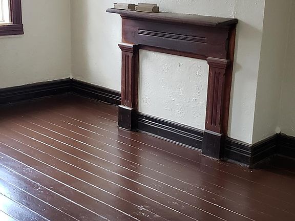 3rd image of 306 Pritz Ave