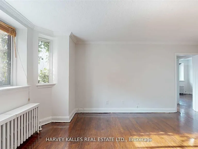 320 Lonsdale Rd #3 — Photo 10