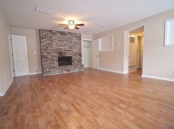 2nd image of 3745 Warwick Blvd APT 8