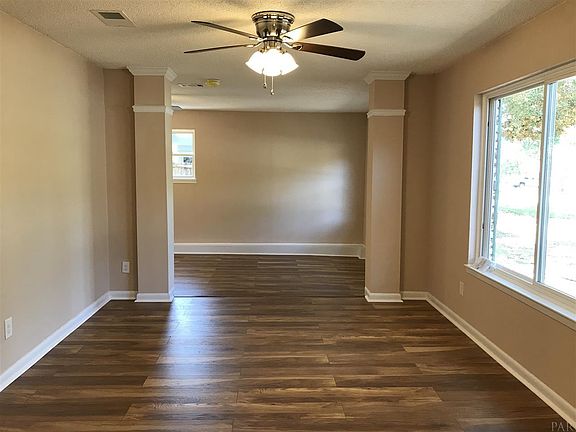 4th image of 3140 Fayal Dr
