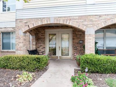 942 Guelbreth Ln APT 202, Saint Louis, MO, 63141