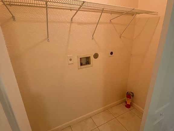 2nd image of 1010 NW 3rd Ave #1