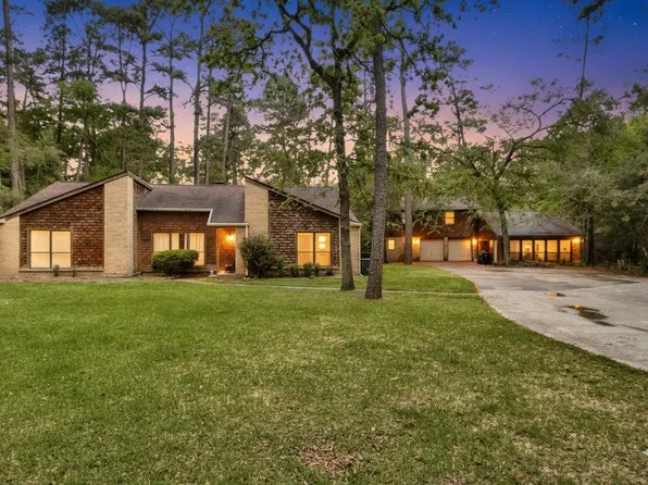 1714 Coe Rd, Pinehurst, TX 77362