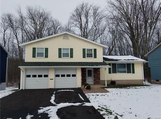 4010 Bay Park Dr, Liverpool, NY 13090