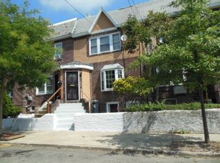 3218 Bayswater Ct, Far Rockaway, NY 11691