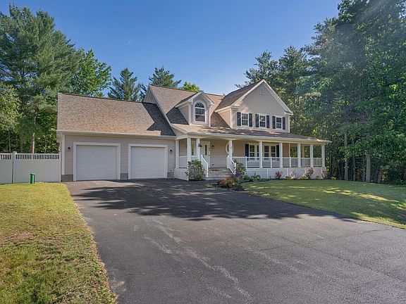 2nd image of 66 Emerald Street
