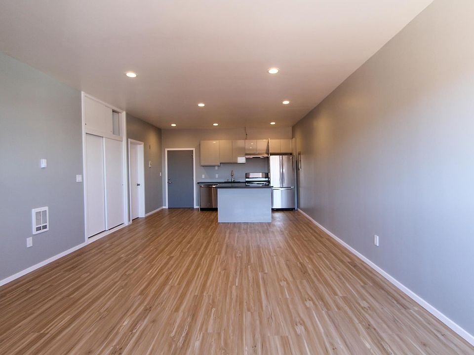 Kitchen/Living Room