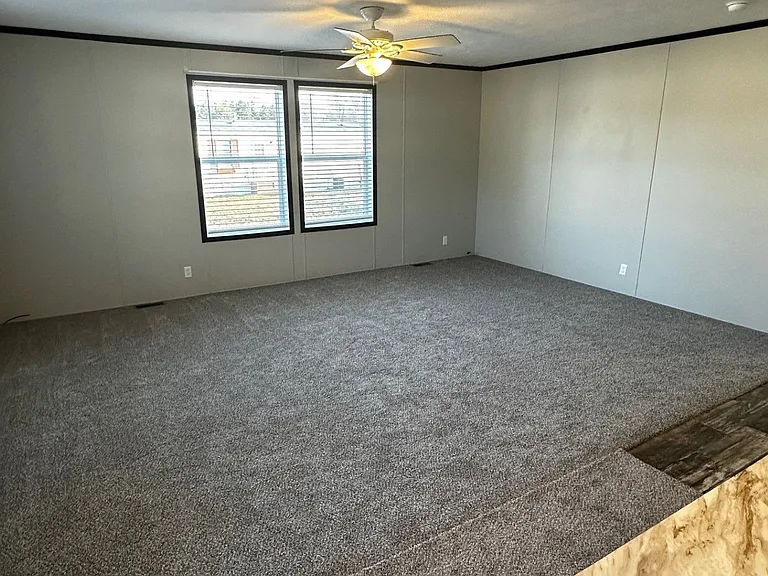 5655 Blueridge Ave — Photo 9