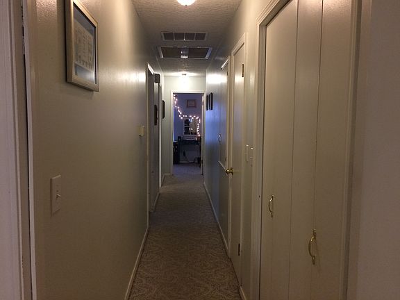 Upstairs bedroom/bath hall