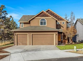 1986 NE Cradle Mountain Way, Bend, OR 97701