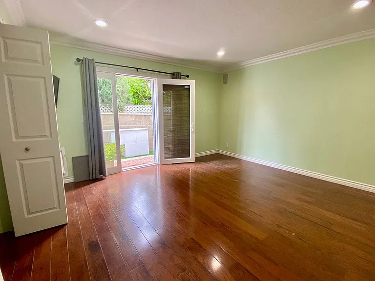 2792 Belbrook Pl — Photo 17