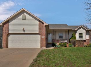 9002 W Meadow Knoll St, Wichita, KS 67205
