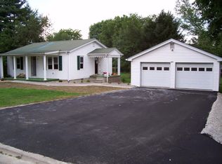 209 Rockcastle St, Berea, KY 40403