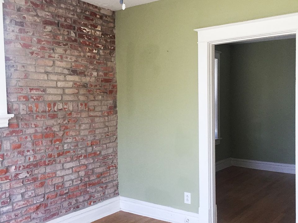1st image of 4988 Odell St APT 2E