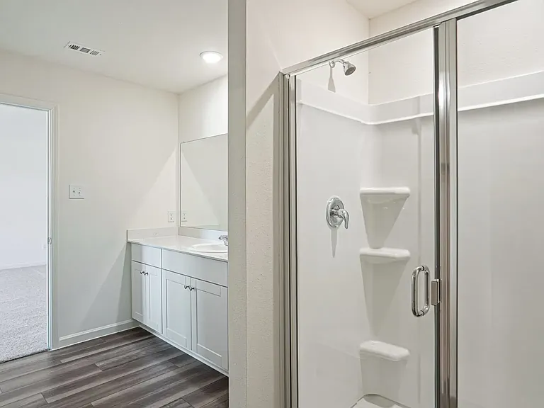 400 Portsmouth Dr — Photo 7
