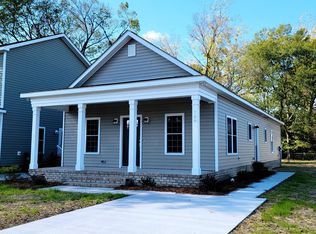 708 Gladden St, Washington, NC 27889